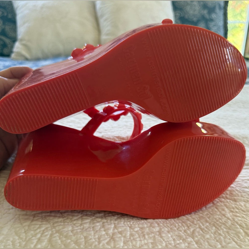 Carmen Sol Red Wedge Sandals - Size 9 - Picture 7 of 7